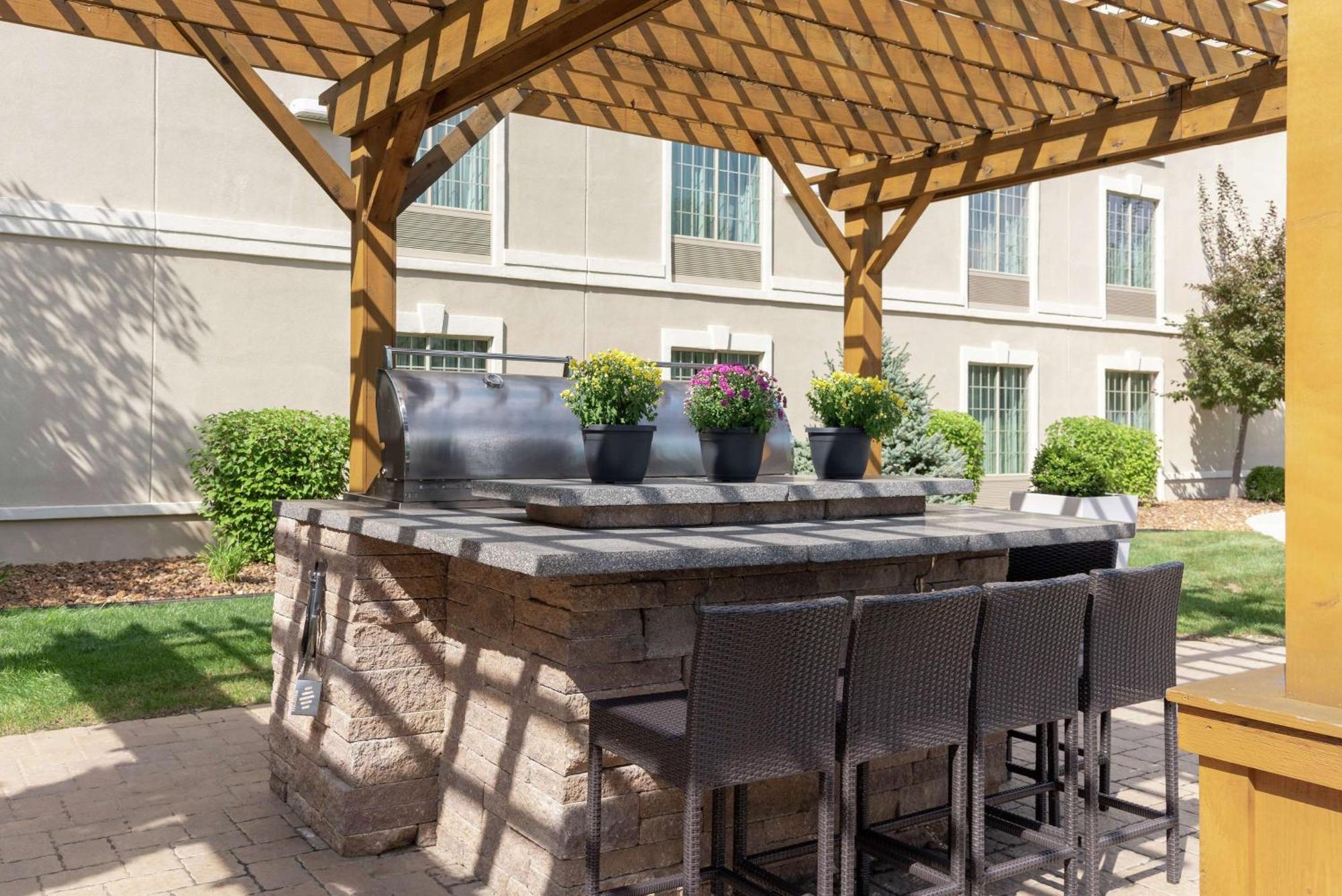 Homewood Suites By Hilton Columbus/Polaris Exterior photo